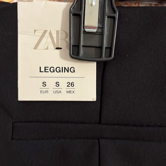 Zara High Waisted Legging Trouser with Side Ziper and Back Slits - Picture 2 of 7